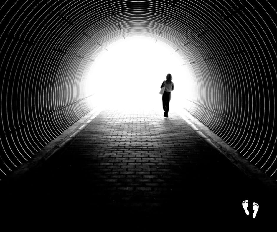 Breaking Free from Fear: Trusting God’s Promises - Steps Towards Eternity Daily Devotional 8