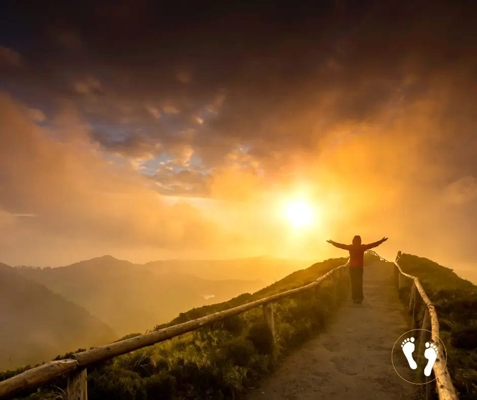 Ponder Your Path - Steps Towards Eternity Ponder 1